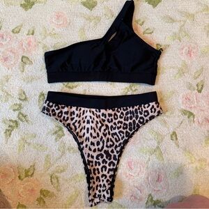Black One-Shoulder Bikini Top with Leopard Print Bottom